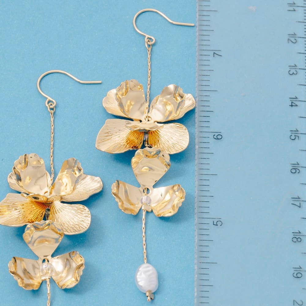Layered Metallic Flowers And Pearl Dangle Earrings