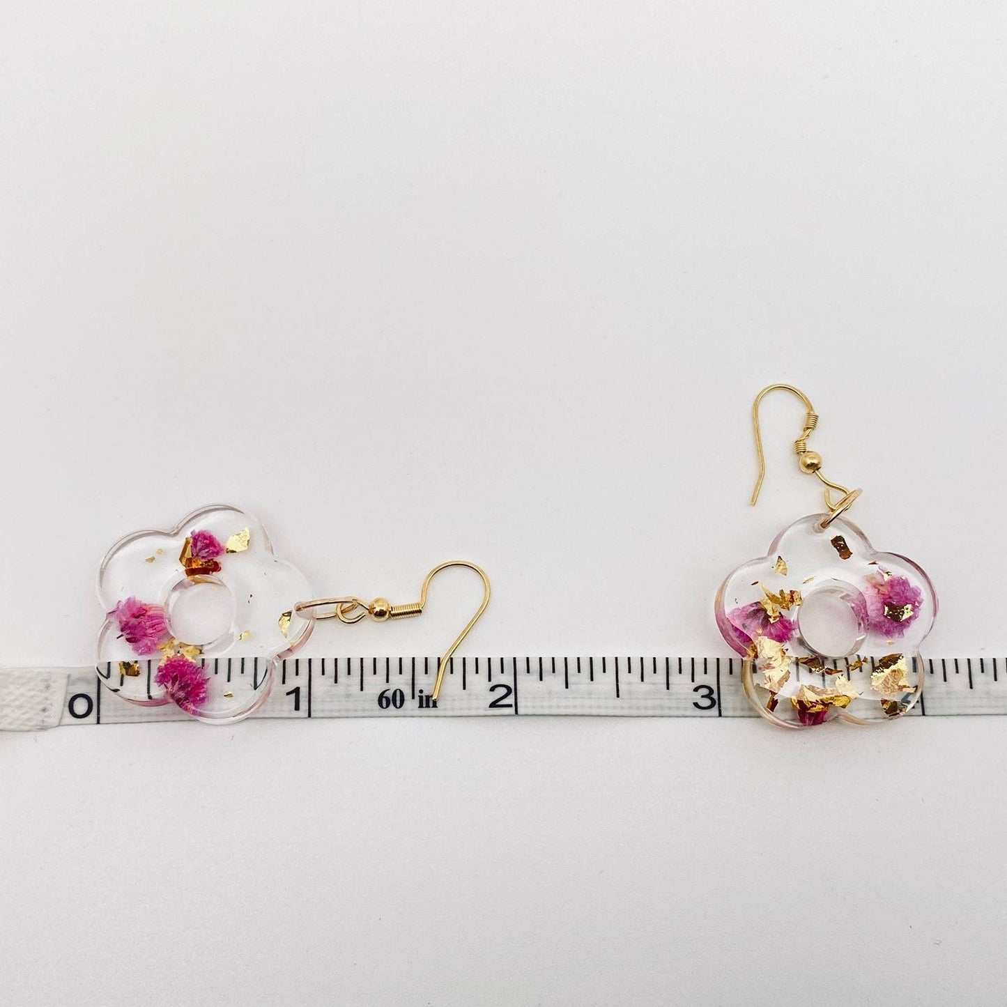 Baby's Breath Dried Flowers Plum Blossom Shape Earrings -PDF
