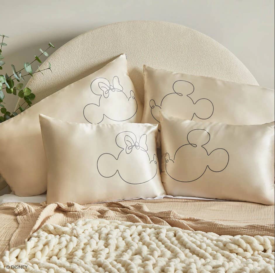 Kitsch & Mickey and Minnie Satin Pillowcase Mrs.Mouse-Cream