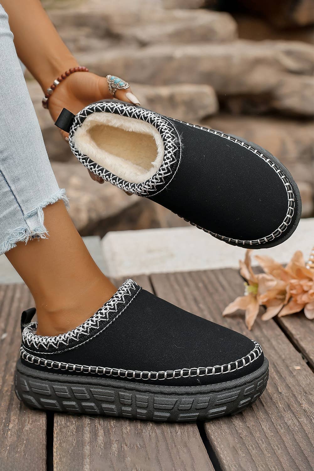 Contrast Stitch Detail Suede PU Plush Slippers | US7-10