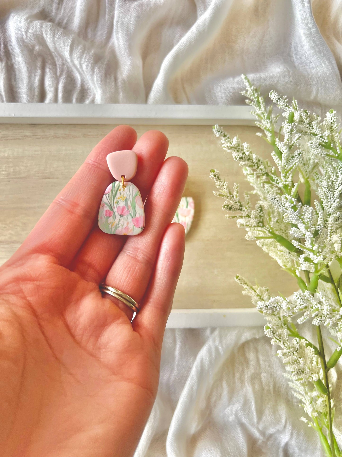 Pastel Tulip Earrings, Tulip Clay Earrings, Tulip Earrings