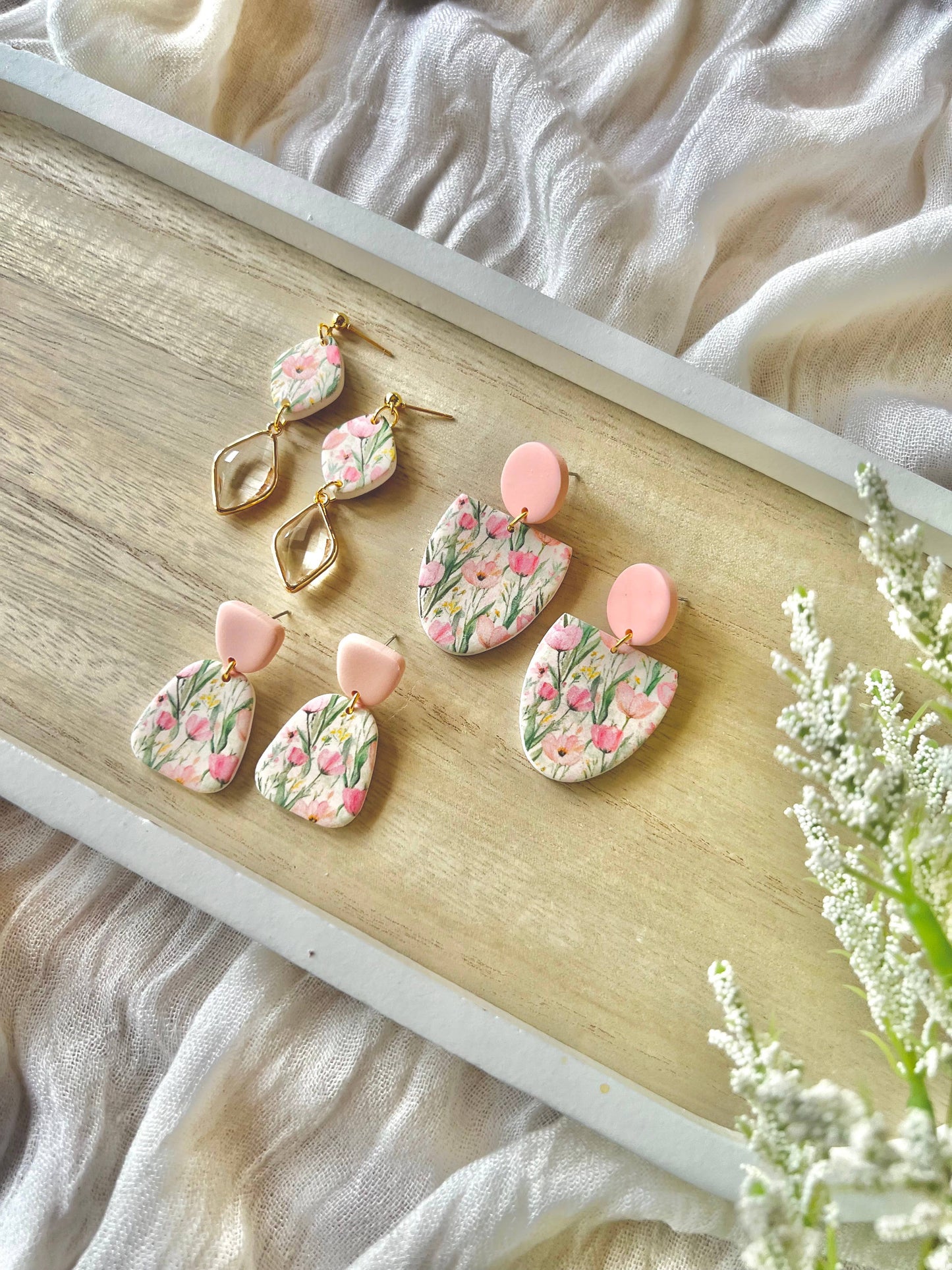 Pastel Tulip Earrings, Tulip Clay Earrings, Tulip Earrings