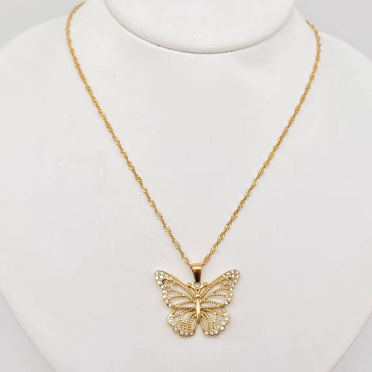 FGS - 18K Gold Plated Butterfly Charm Pendant Necklace