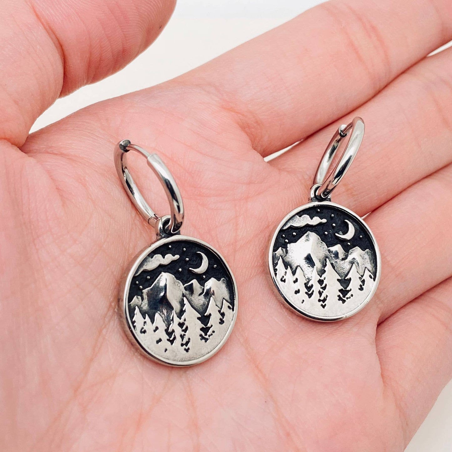 Vintage Mountains Starry Stainless Steel Huggie Earrings -MS