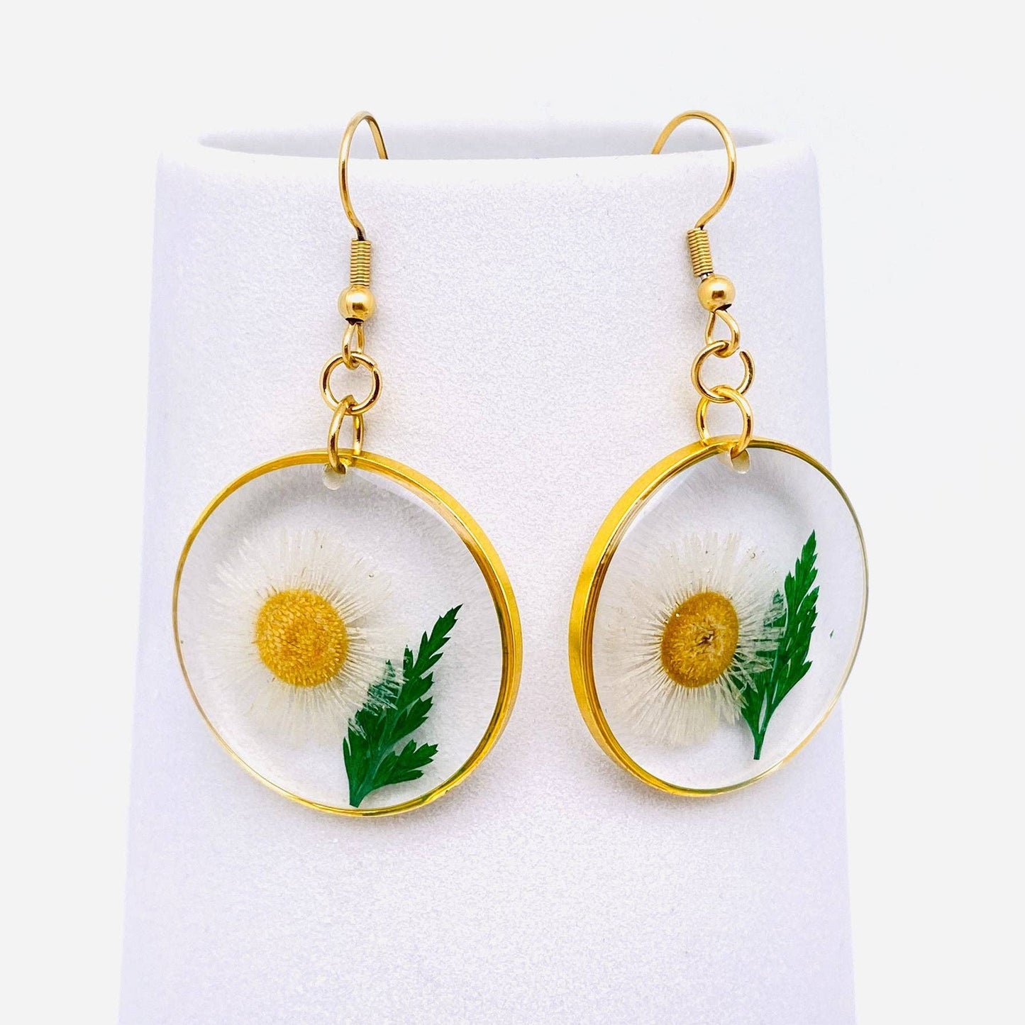 Chrysanthemum & Fern Leaf Dried Flowers Round Earrings - PDF
