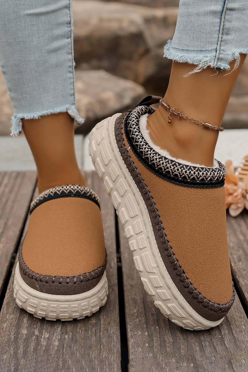 Contrast Stitch Detail Suede PU Plush Slippers | US7-10