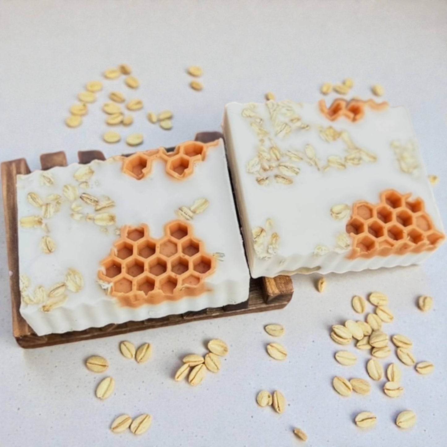 Oats & Honey Nourishing Goat Milk Soap