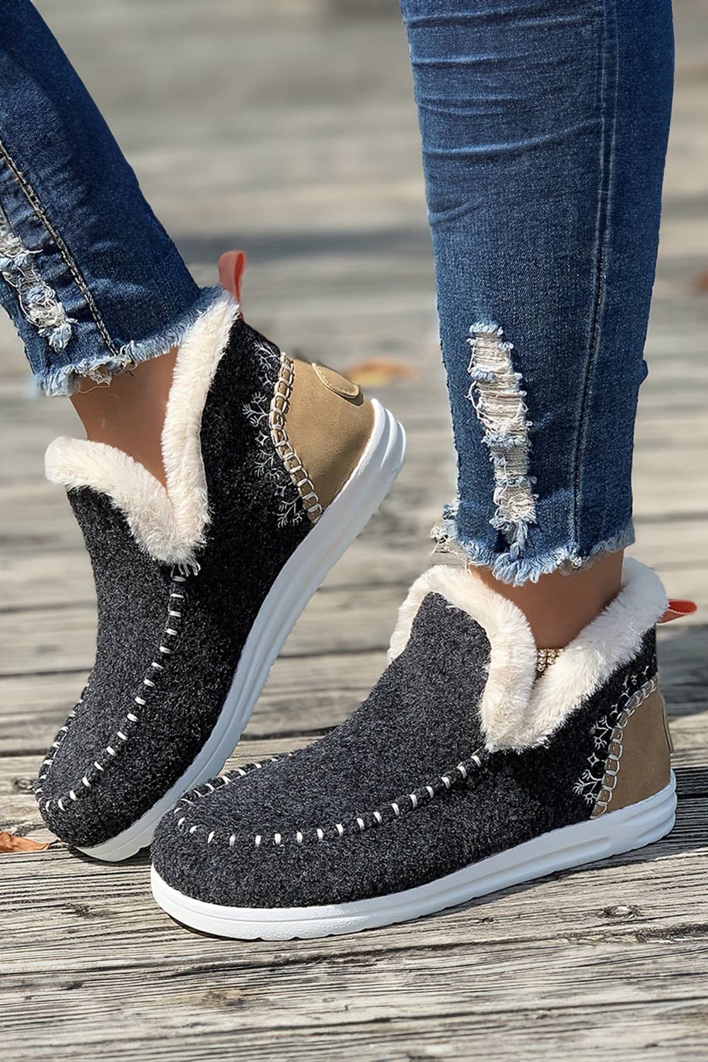 Suede Stitching Plush Lined Casual Boots