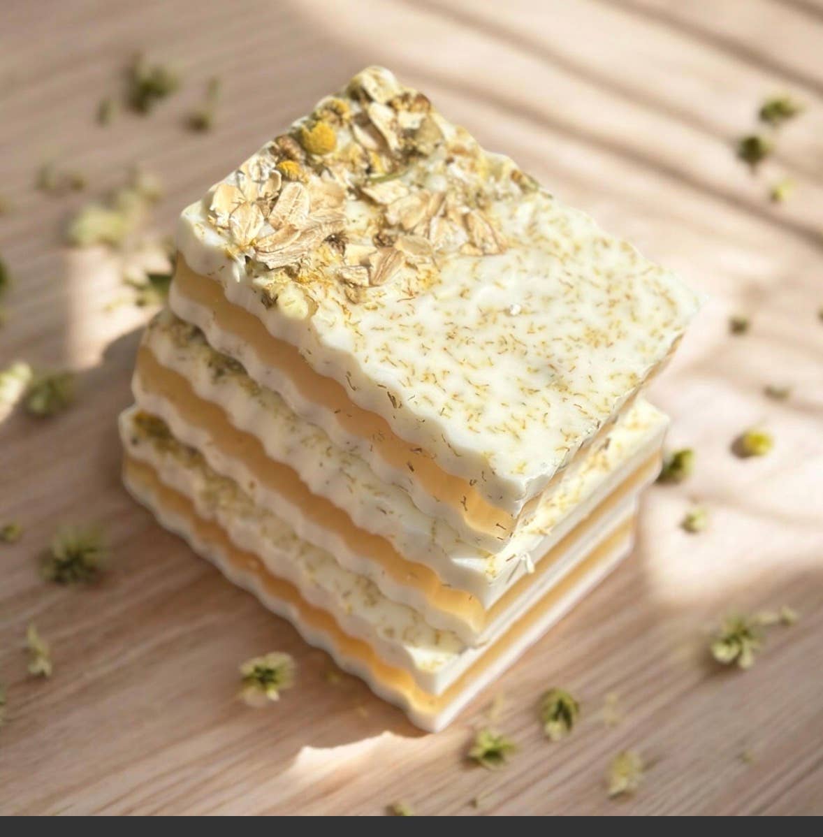 Honey Chamomile Goat Milk Soap – Handmade Moisturizing Bar