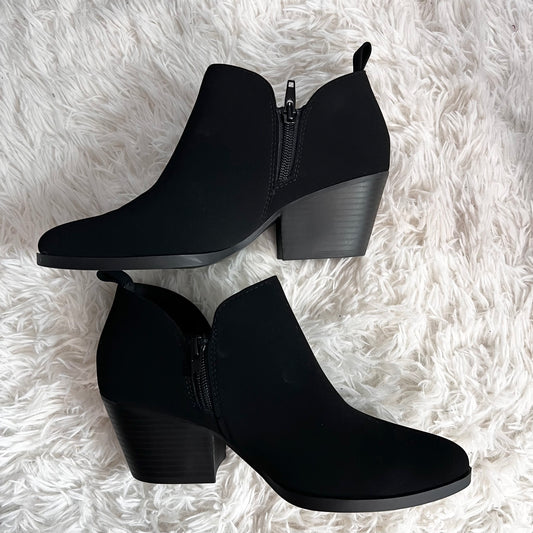 Black ankle boot