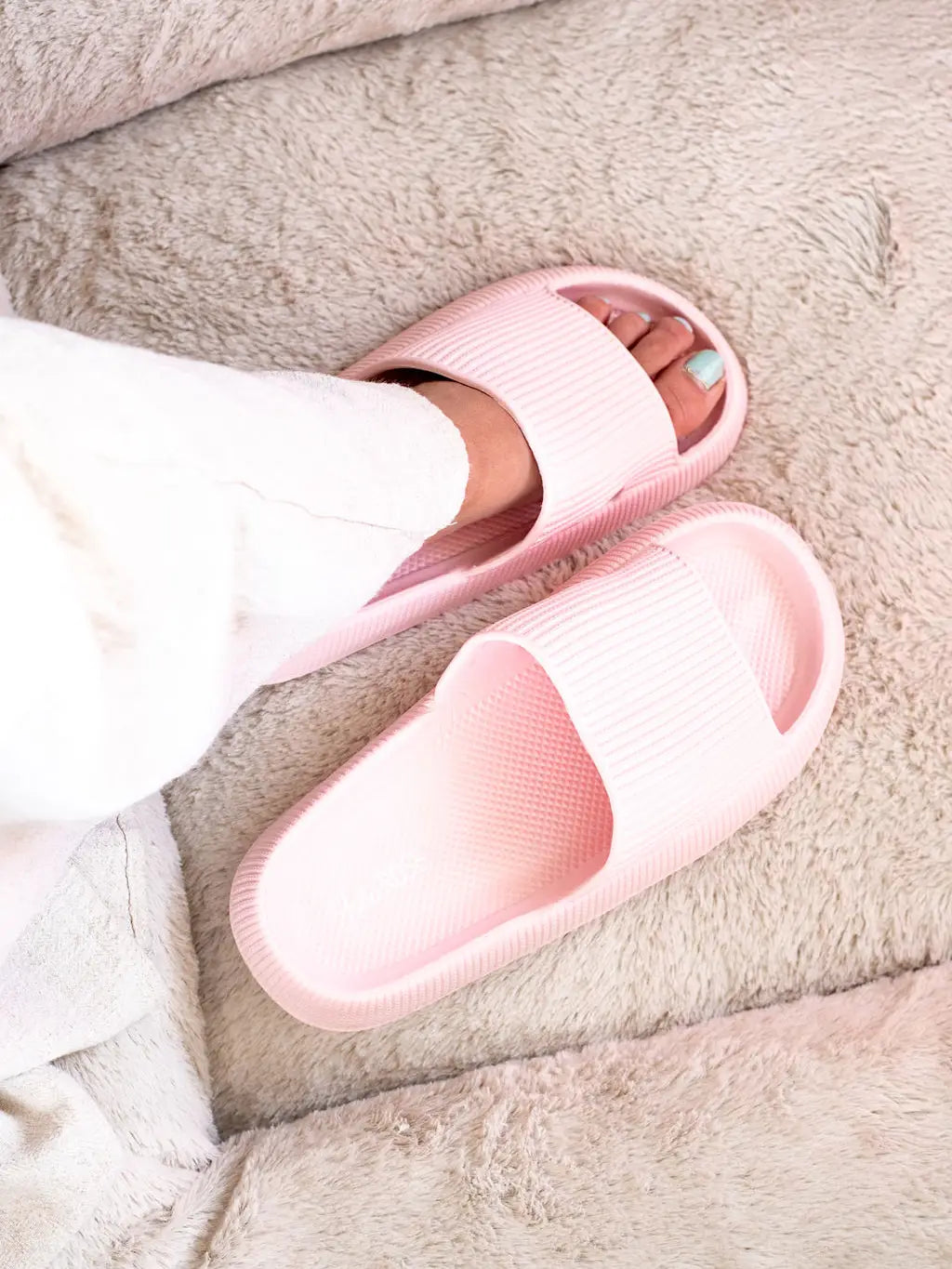 Comfy beach slides (multiple colors available)