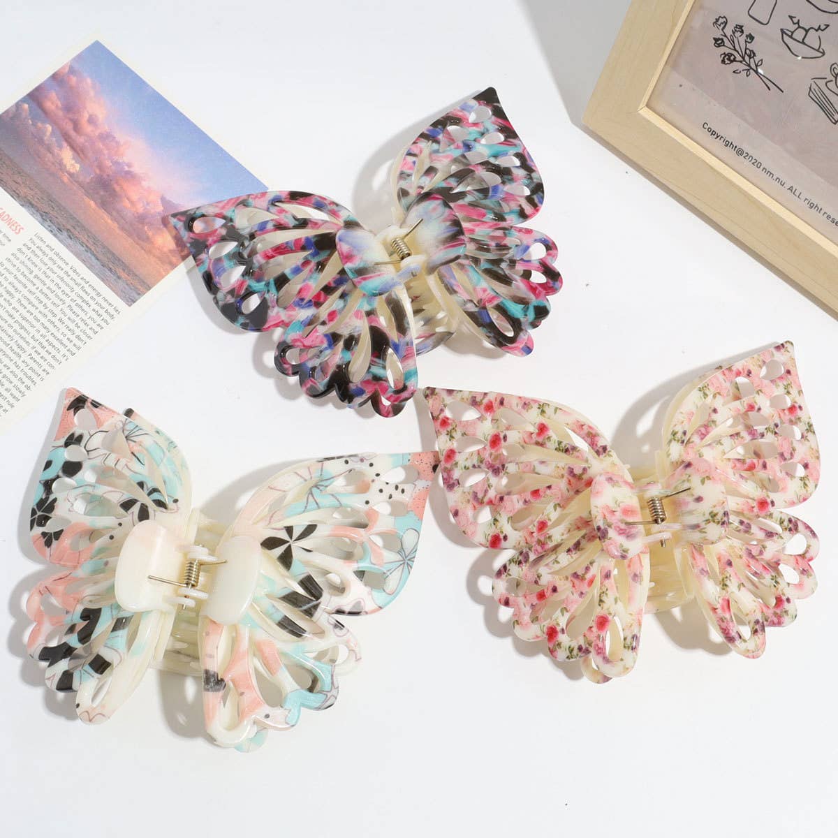 Sweet and cool Gradient Floral Butterfly Hair Claw_CWAHA2216