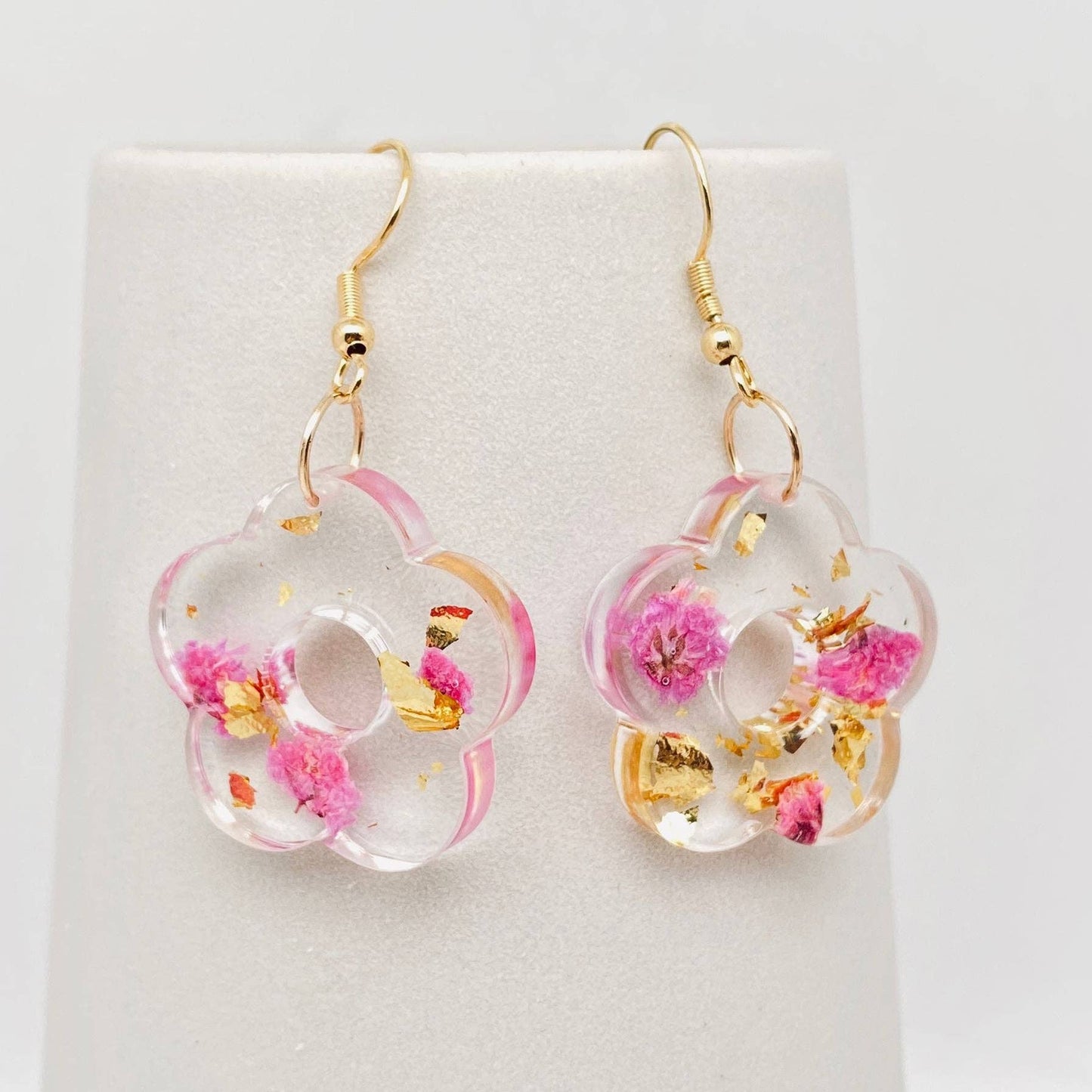 Baby's Breath Dried Flowers Plum Blossom Shape Earrings -PDF