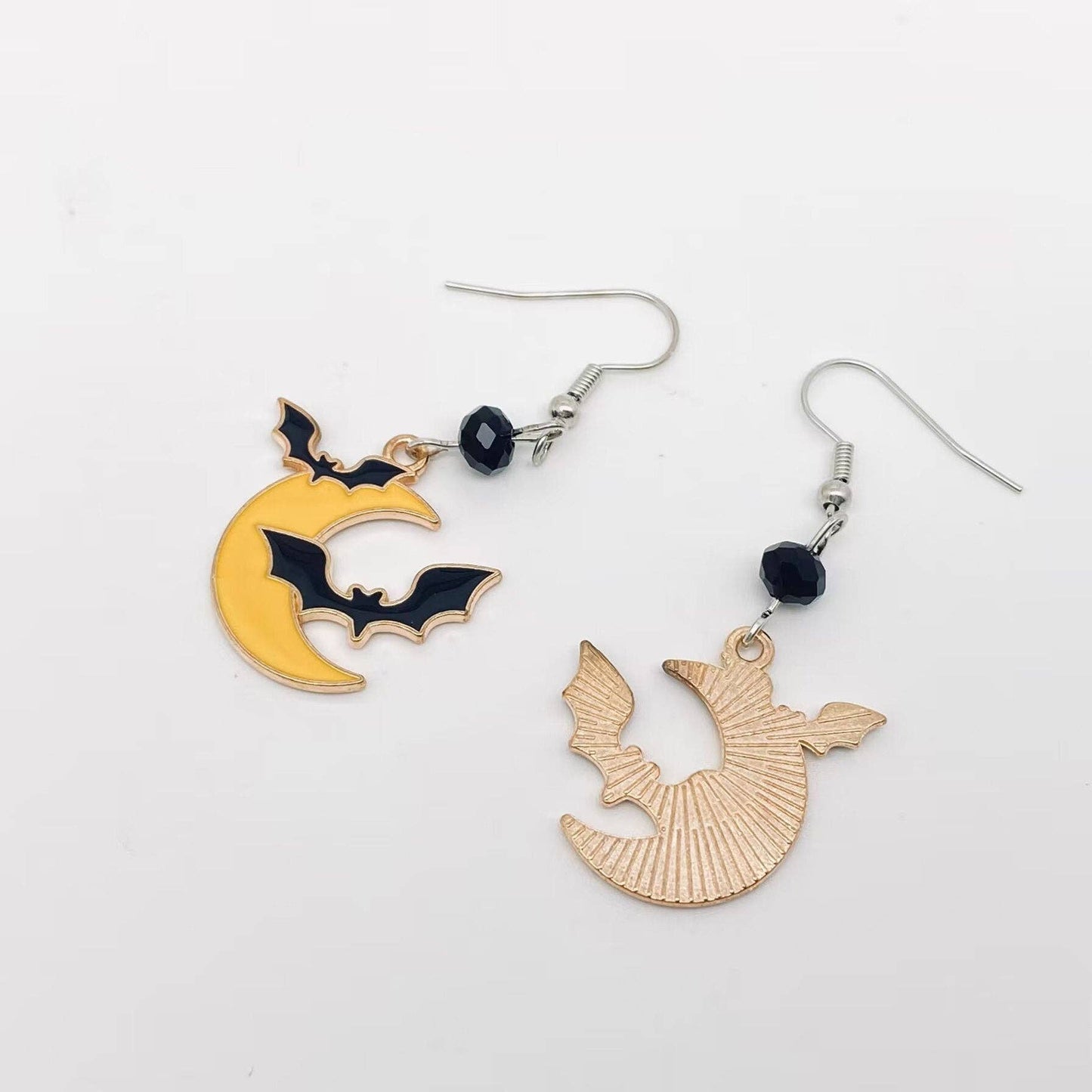 Halloween Gothic Enamel Moonlit Bat Earrings - GT/MS